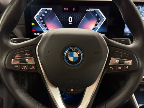 Used 2023 BMW i4 eDrive40 RWD image 23