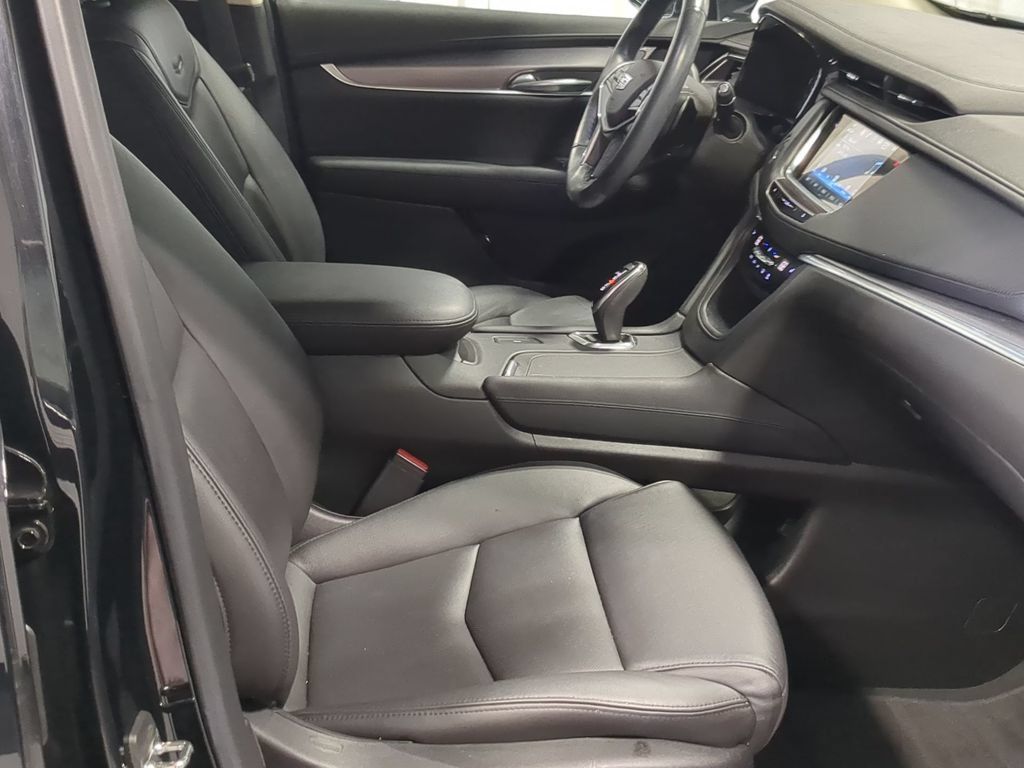 Used 2019 Cadillac XT5 Luxury FWD image 27