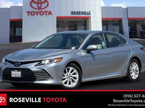 Certified 2023 Toyota Camry LE FWD image 1