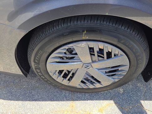 New 2027 Nissan Sentra S w/ Floor Mat Package FWD image 2