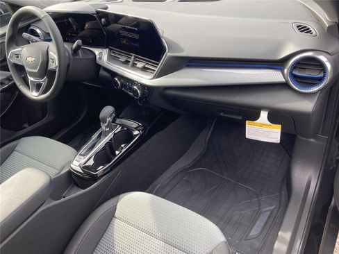 New 2026 Chevrolet Trax LT w/ Driver Confidence Package image 14