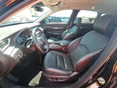 Certified 2023 INFINITI QX50 Luxe FWD image 9