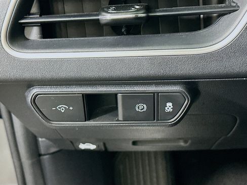 Used 2025 Kia K4 FWD image 16