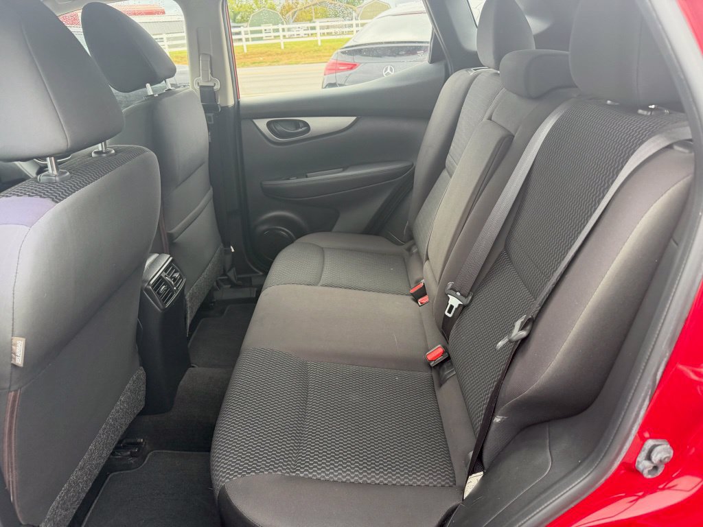 Used 2018 Nissan Rogue Sport S w/ S Appearance Package FWD image 14
