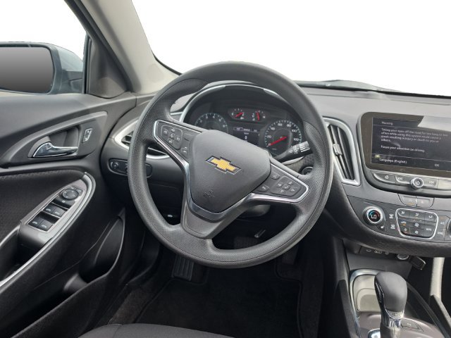 Used 2025 Chevrolet Malibu LT FWD image 14
