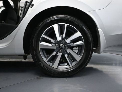 Used 2024 Nissan Versa S w/ S Plus Package FWD image 12