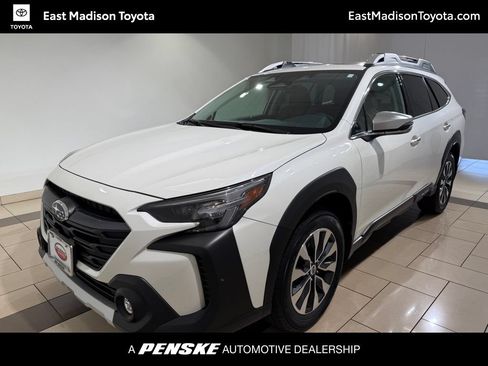 Used 2023 Subaru Outback Touring AWD/4WD image 1