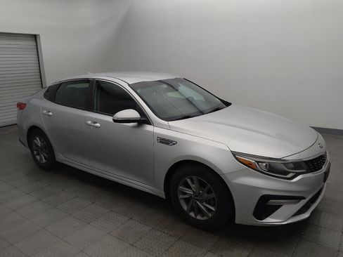 Used 2020 Kia Optima LX FWD image 11