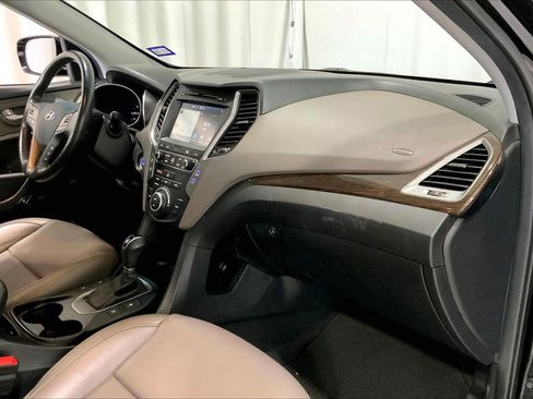 Used 2017 Hyundai Santa Fe Sport image 28