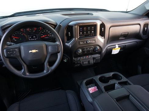 New 2025 Chevrolet Silverado 1500 Custom image 13