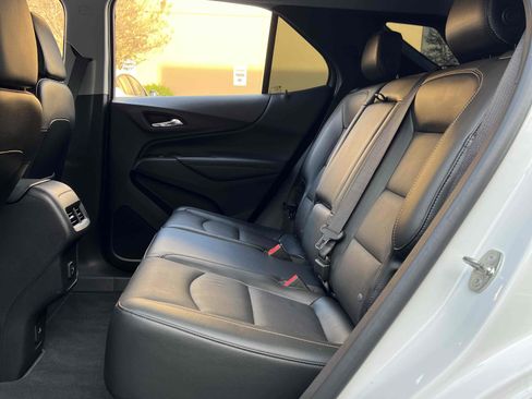 Used 2020 Chevrolet Equinox Premier image 35