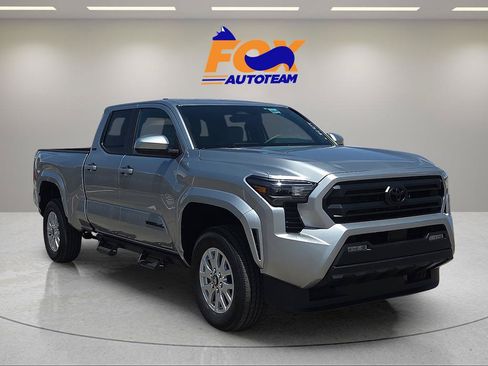 New 2026 Toyota Tacoma SR5 RWD image 6