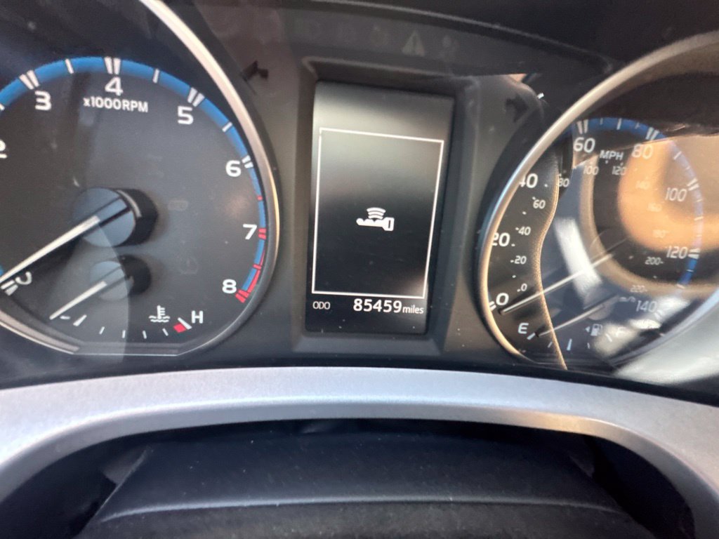 Used 2017 Toyota RAV4 XLE w/ Plus Extra Value Package FWD image 7