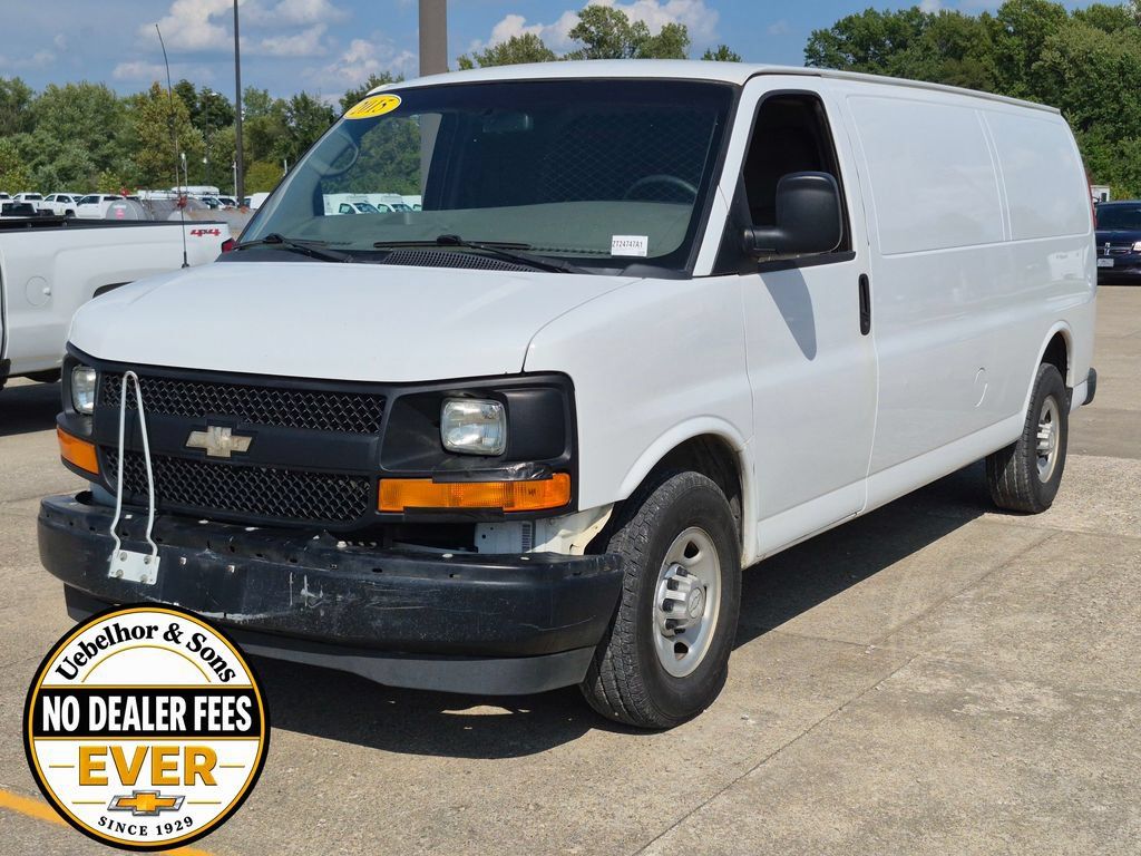 Used 2015 Chevrolet Express 3500 Extended RWD image 3