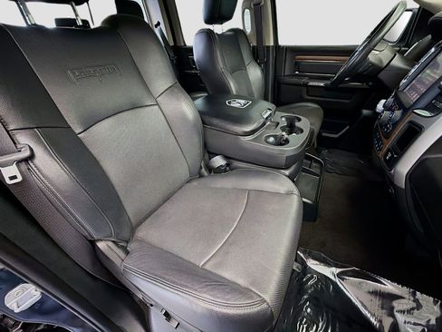 Used 2017 RAM 1500 Laramie w/ Convenience Group image 15