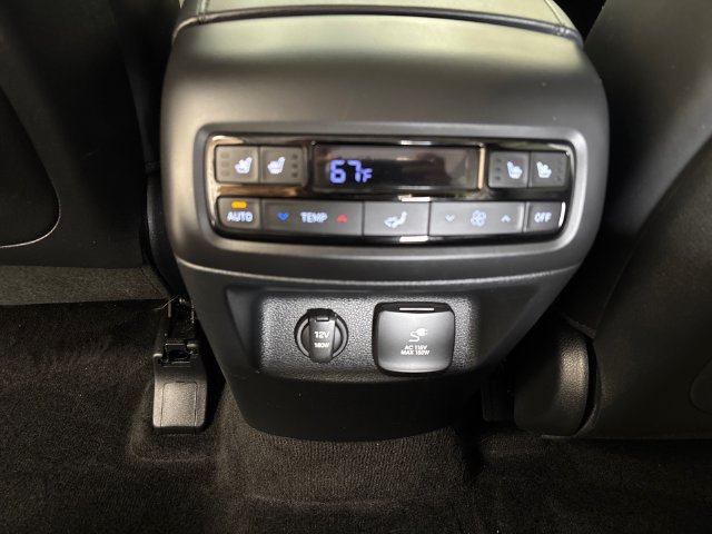 Used 2025 Hyundai Palisade SEL AWD/4WD image 19