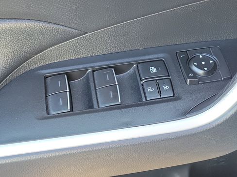 Certified 2025 Toyota RAV4 XLE image 19