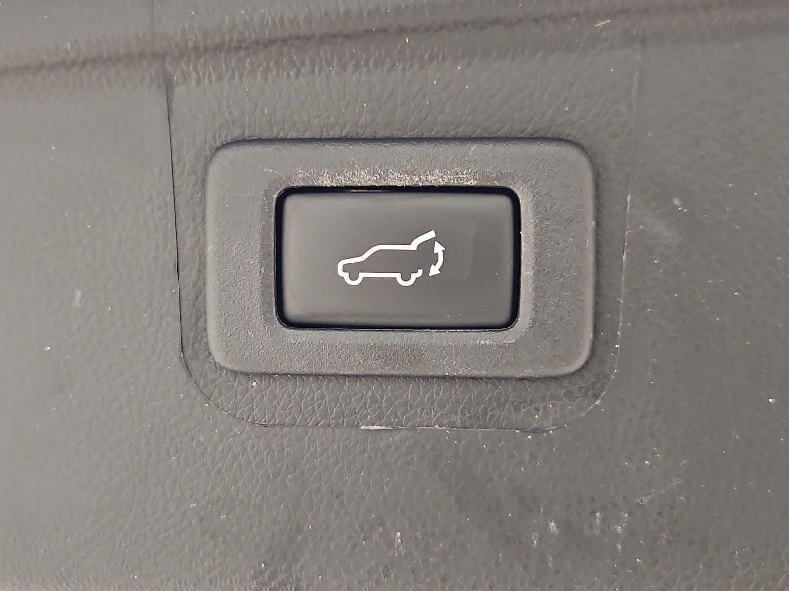 Used 2018 Subaru Outback 2.5i Limited AWD/4WD image 25