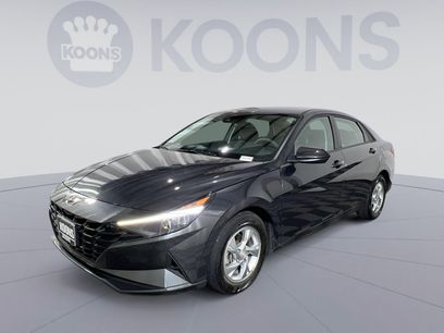 Used 2023 Hyundai Elantra SE