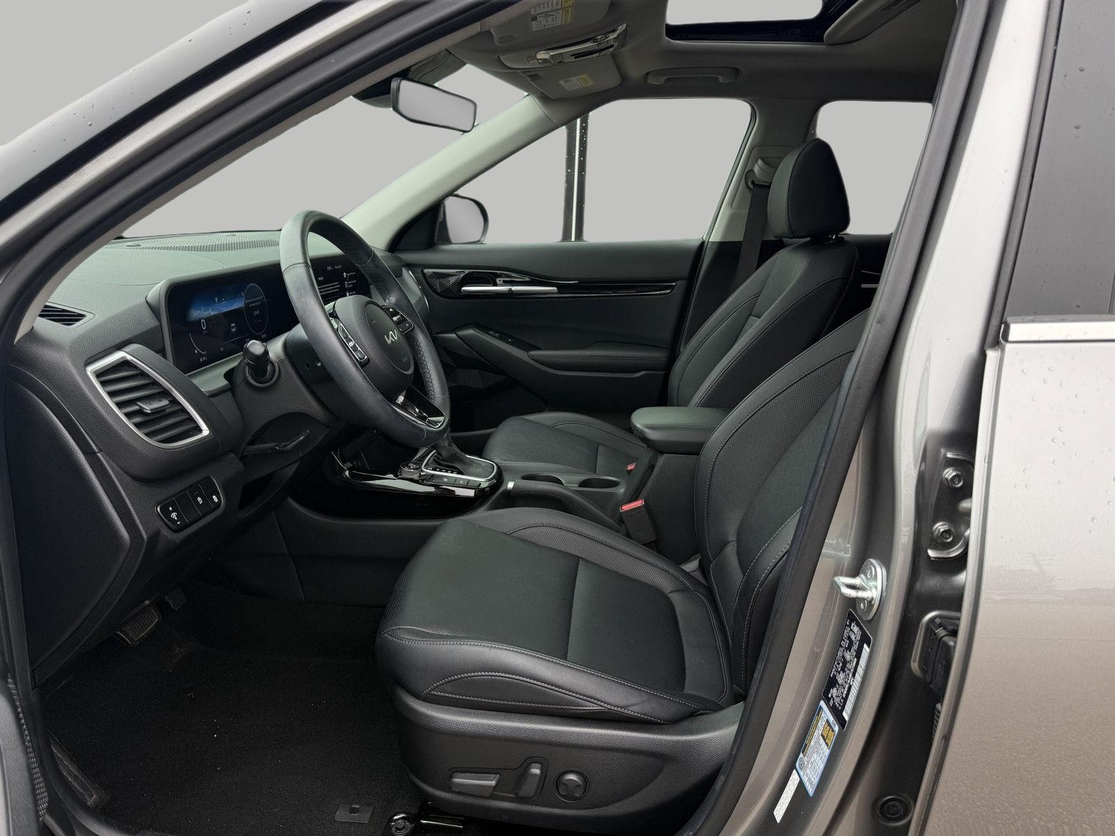 Used 2024 Kia Seltos EX AWD/4WD image 23