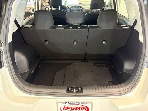 Used 2025 Kia Soul LX w/ LX Technology Package FWD image 24