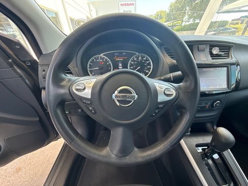 Used 2019 Nissan Sentra S FWD image 6