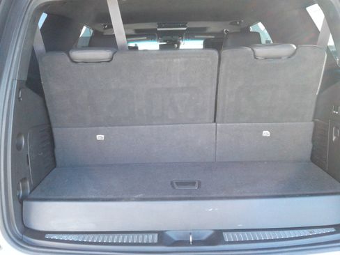 Used 2016 Cadillac Escalade Platinum image 14