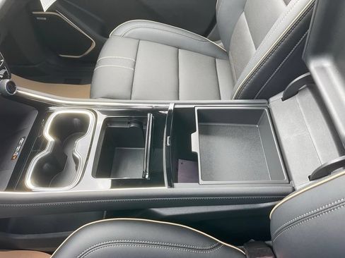 New 2026 Chevrolet Traverse High Country w/ LPO, Floor Liner Package AWD/4WD image 18