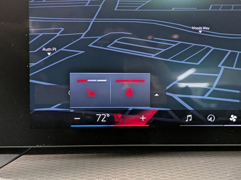 New 2026 BMW 330i xDrive Sedan w/ M Sport Package image 16