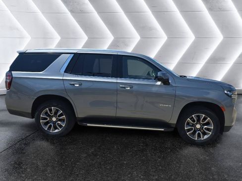 Used 2022 Chevrolet Tahoe LT w/ Luxury Package RWD image 4