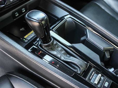 Certified 2025 Honda Accord Sport image 19