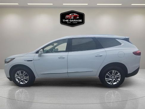 Used 2018 Buick Enclave Essence AWD/4WD image 3