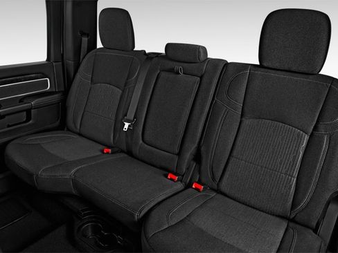 Used 2024 RAM 3500 Tradesman w/ Chrome Appearance Group image 11