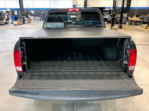 Used 2016 RAM 1500 Big Horn AWD/4WD image 32