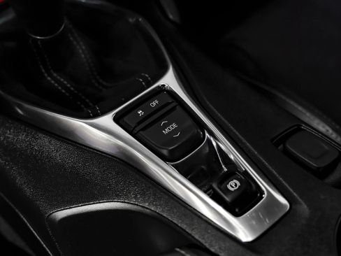Used 2019 Chevrolet Camaro SS RWD image 30