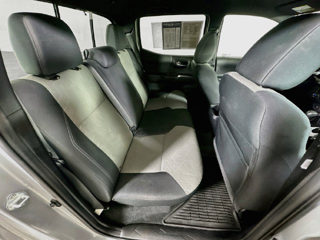 Used 2021 Toyota Tacoma TRD Sport w/ Technology Package AWD/4WD image 29