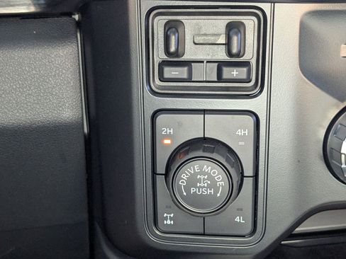 Used 2024 Ford F250 Lariat w/ Lariat Ultimate Package image 26