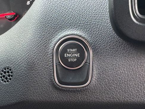 Used 2023 Mercedes-Benz Sprinter 2500 w/ Acoustic Package image 22