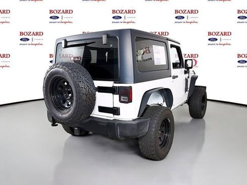 Used 2018 Jeep Wrangler Sport AWD/4WD image 8
