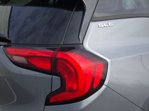 Used 2018 GMC Terrain SLE w/ Driver Convenience Package image 12