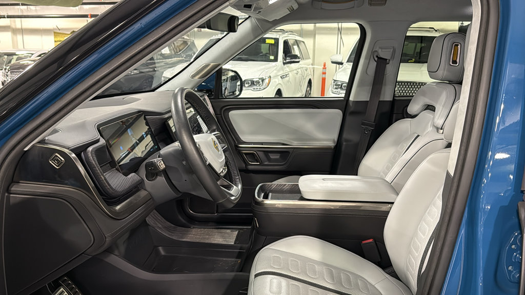 Used 2023 Rivian R1S Adventure Quad AWD/4WD image 10