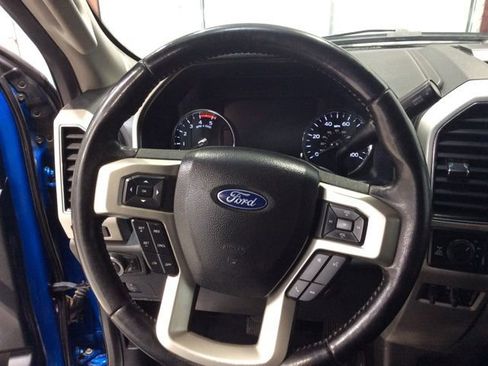 Used 2021 Ford F350 Lariat w/ Chrome Package image 17