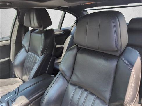 Used 2015 BMW M5 RWD image 10