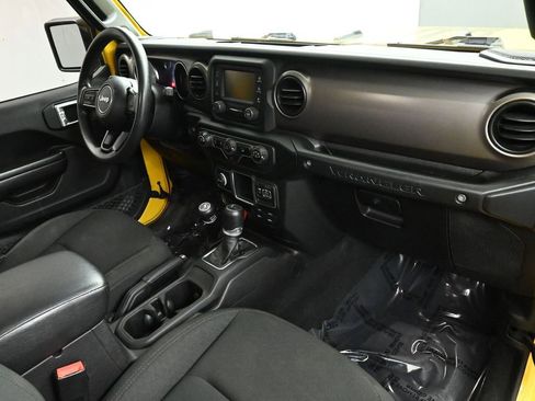 Used 2021 Jeep Wrangler Unlimited Sport AWD/4WD image 21