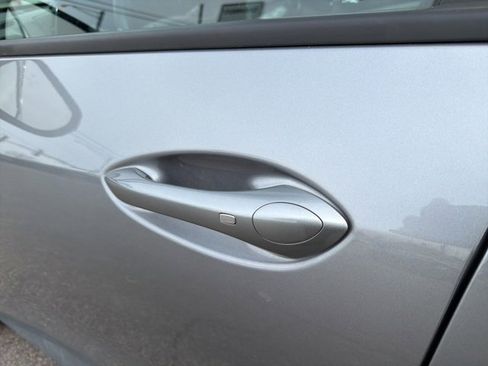 Used 2025 Chevrolet Trax LT w/ LT Convenience Package image 30