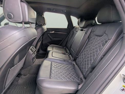 Used 2021 Audi SQ5 Prestige w/ Prestige Package AWD/4WD image 12