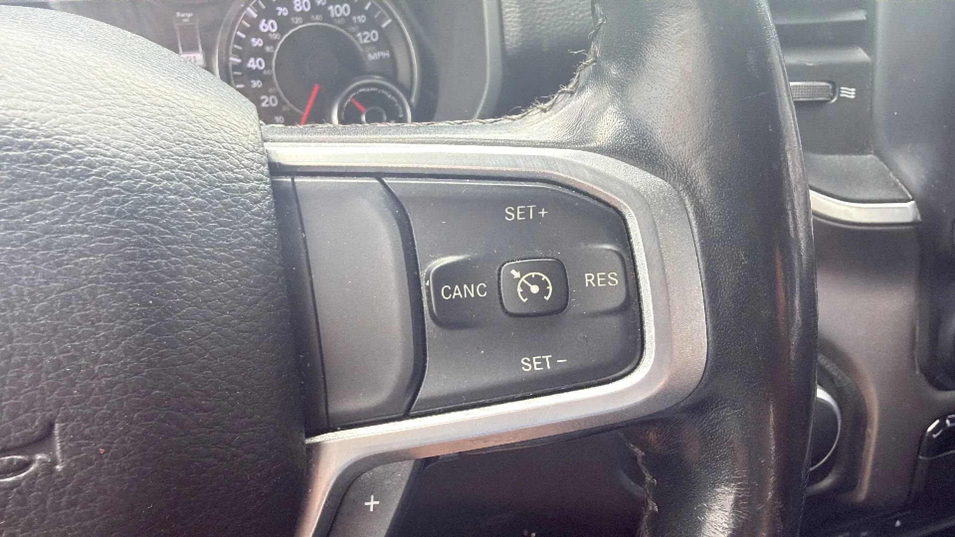 Used 2019 RAM 1500 Big Horn AWD/4WD image 11