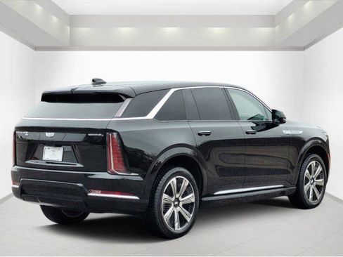 New 2025 Cadillac Escalade IQ Luxury 2 AWD/4WD image 4