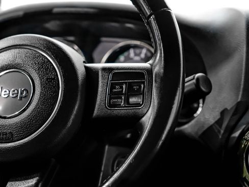 Used 2017 Jeep Wrangler Unlimited Sport w/ Quick Order Package 24S AWD/4WD image 27