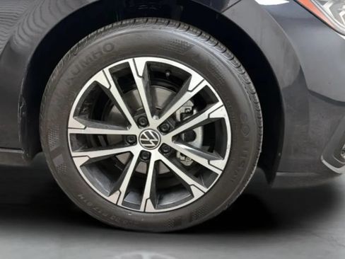 Used 2025 Volkswagen Jetta Sport FWD image 23